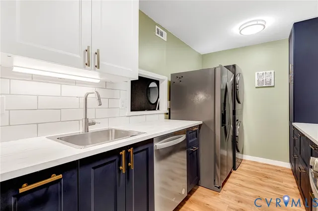 $275,000 | 11713 South Briar Patch Drive, Midlothian, VA 23113