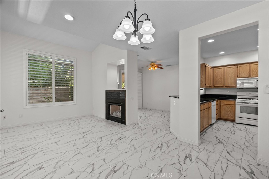 27017 Big Rapids Loop, Unit 37 Valencia, CA 91354 - Photo 17 of 45