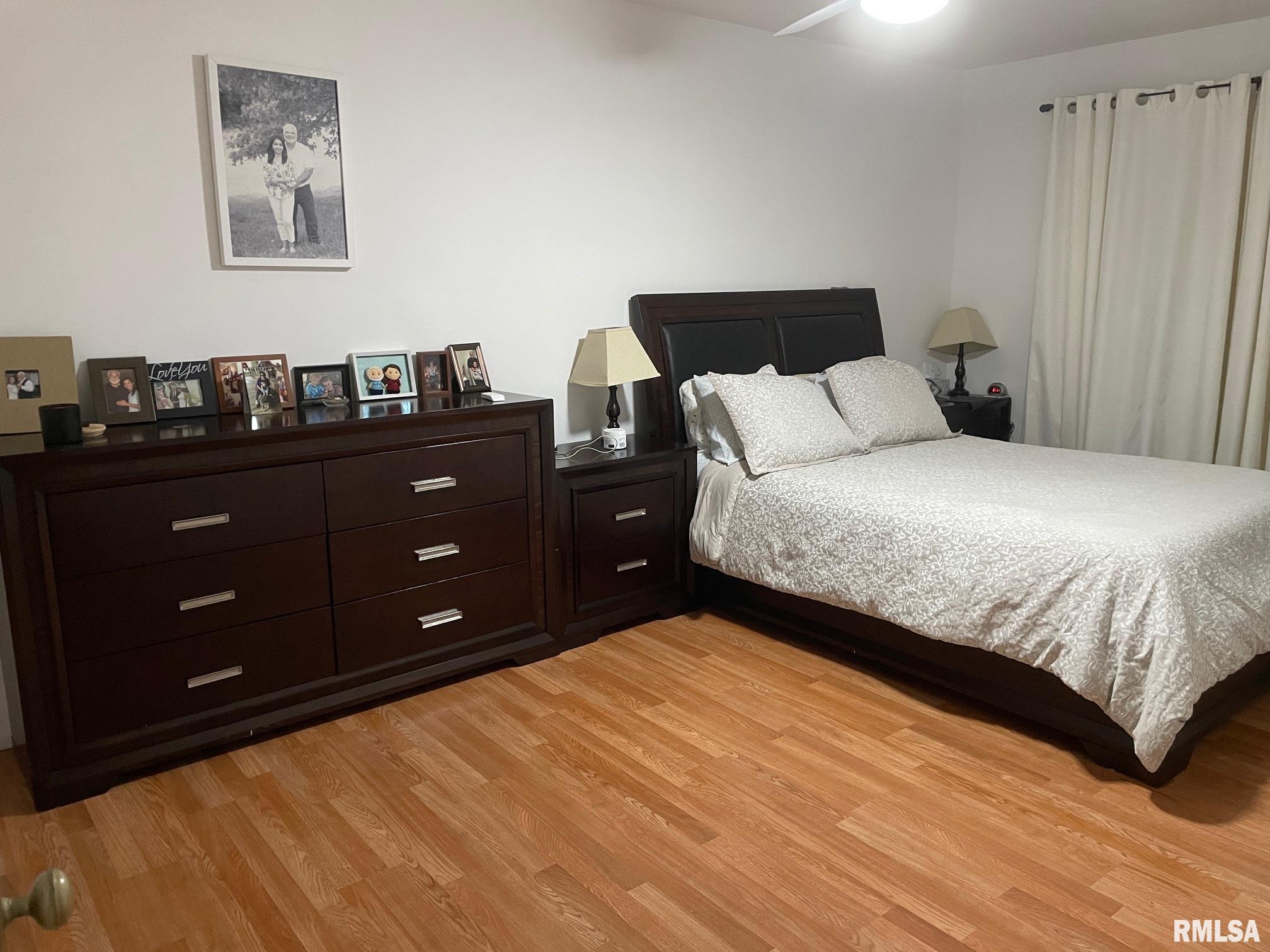 302 2nd Street Carmi, IL 62821 - Photo 13 of 20