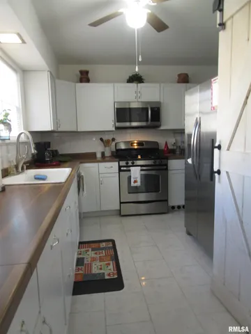 $115,000 | 302 2nd Street, Carmi, IL 62821