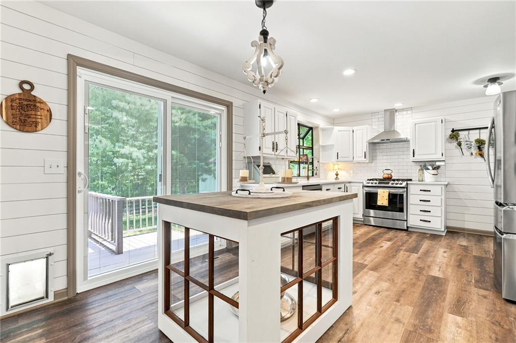 290 Sharptop Ridge Road Jasper, GA 30143 - Photo 2 of 61 Gallery Image 2