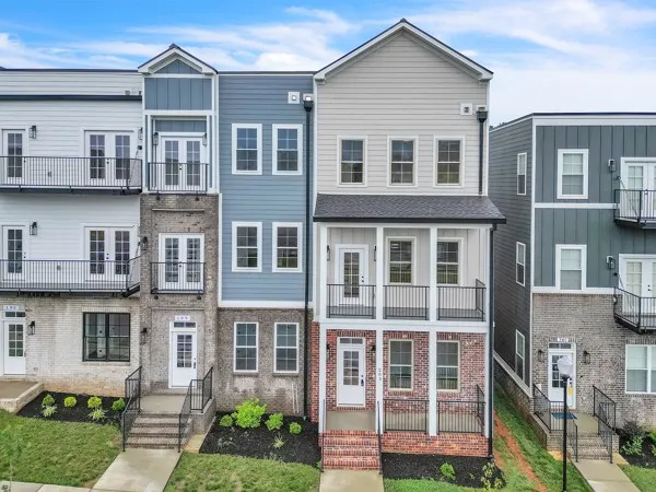 $408,200 | 203 Charleston Avenue, Pleasant View, TN 37146