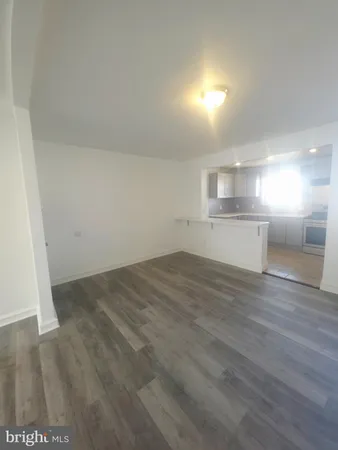 $2,300 | 154 North Carol Boulevard, Upper Darby, PA 19082