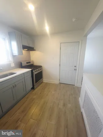 $2,300 | 154 North Carol Boulevard, Upper Darby, PA 19082