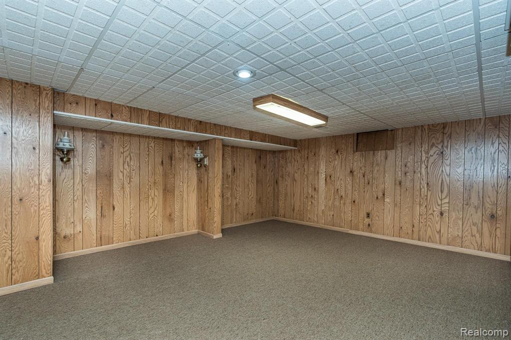 41100 Coventry Road Novi, MI 48375 - Photo 35 of 48