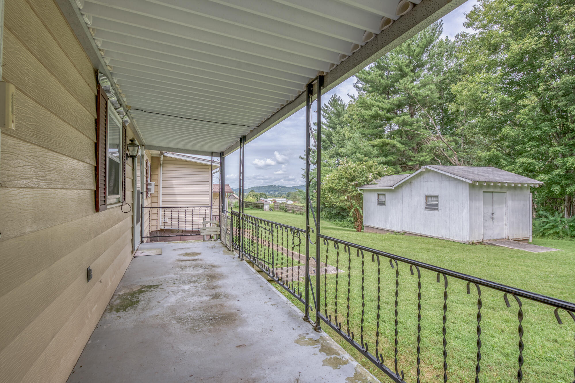 130 5 Oaks Road Jonesborough, TN 37659 - Photo 16 of 27 161_0432_22 copy