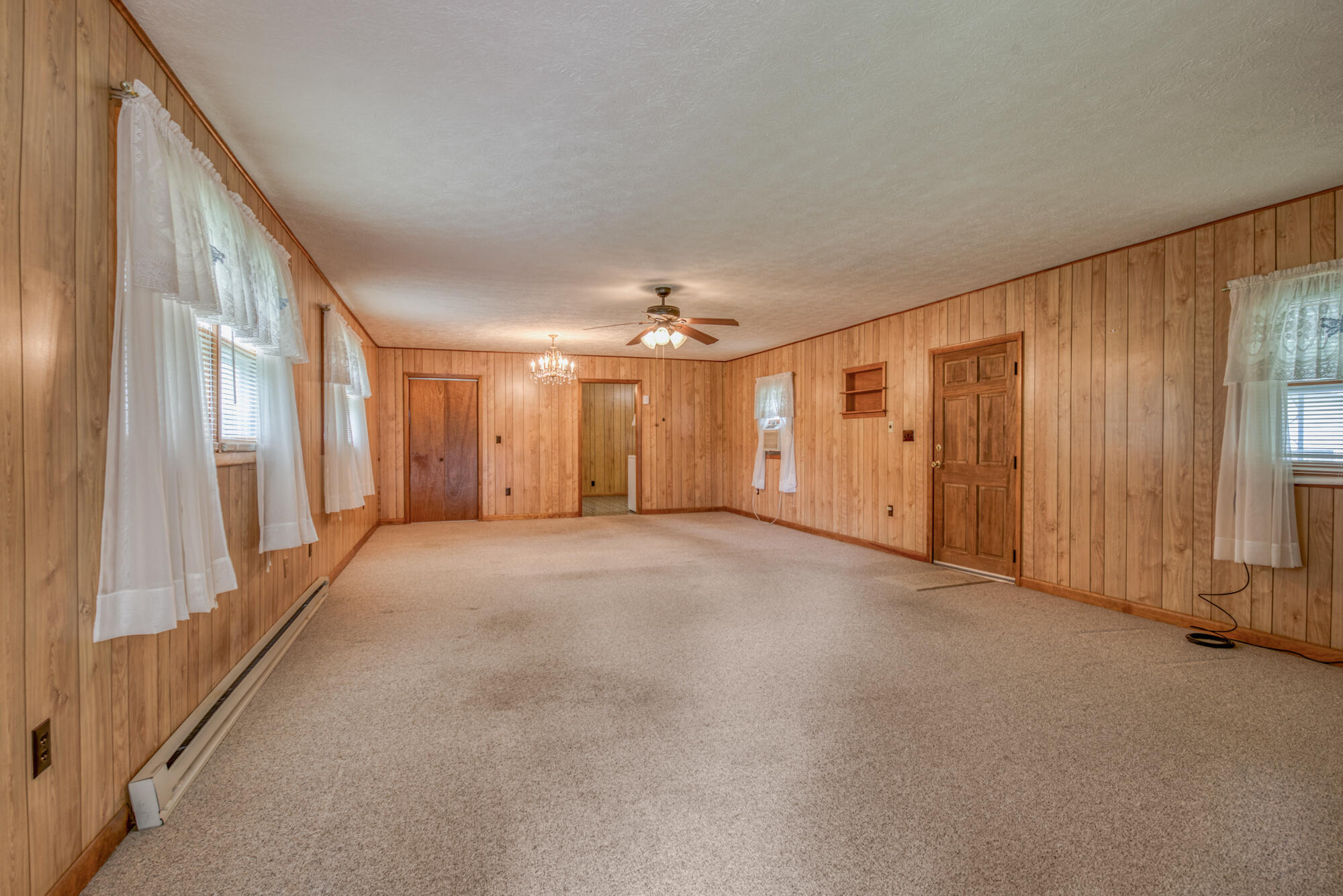 130 5 Oaks Road Jonesborough, TN 37659 - Photo 5 of 27 161_0355_10 copy