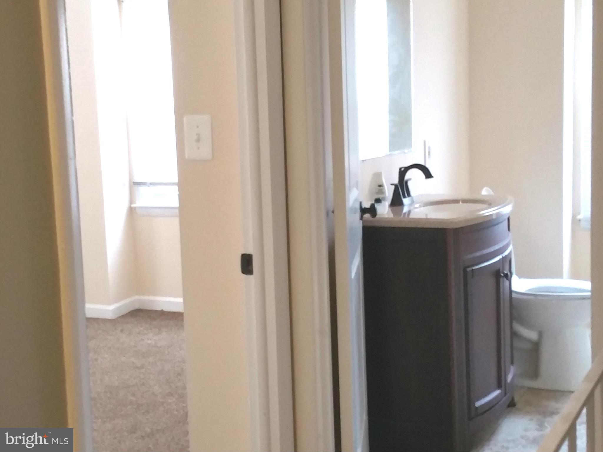 5617 Arnhem Road Baltimore, MD 21206 - Photo 13 of 30 Bath