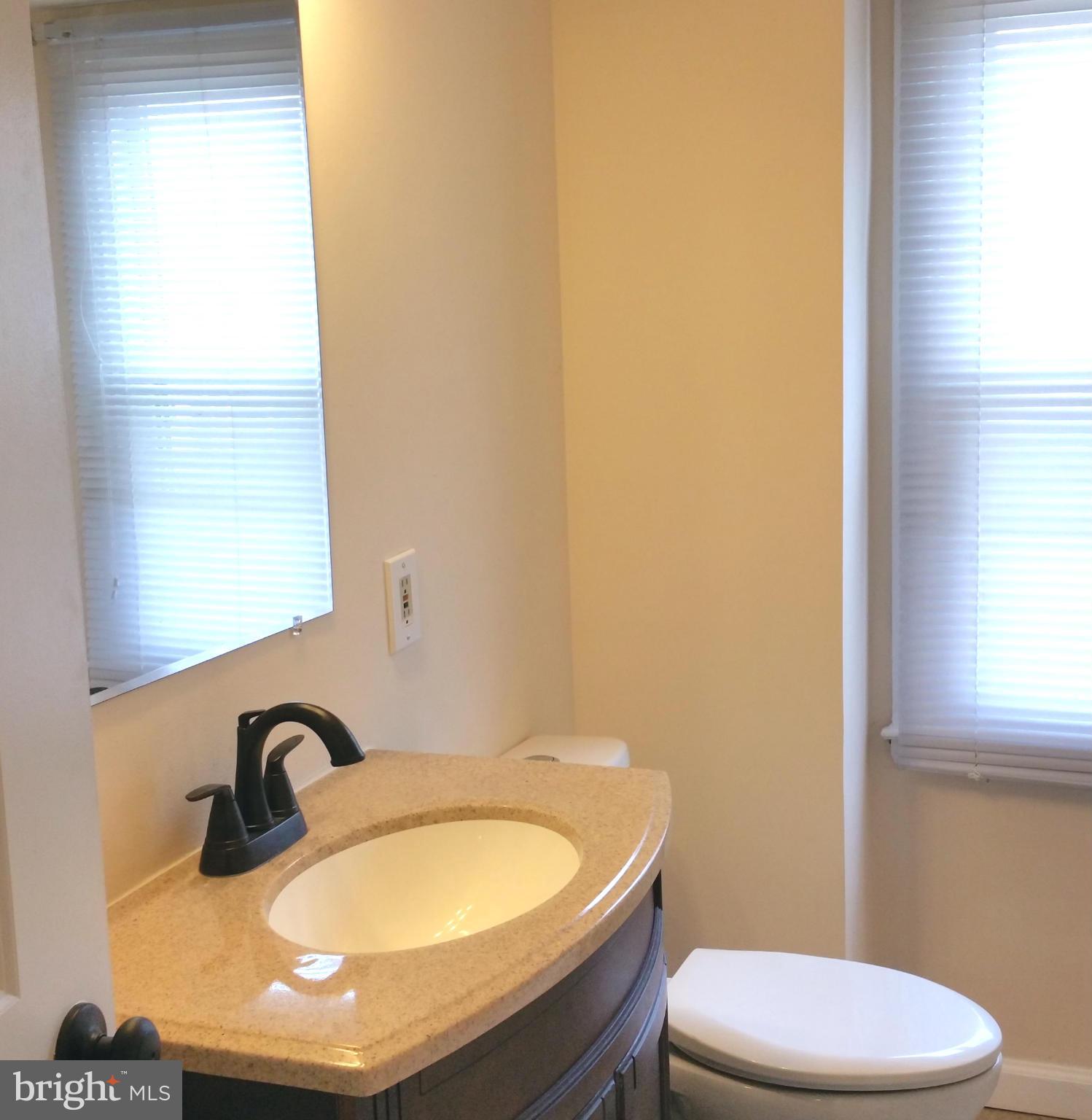 5617 Arnhem Road Baltimore, MD 21206 - Photo 14 of 30 Bath