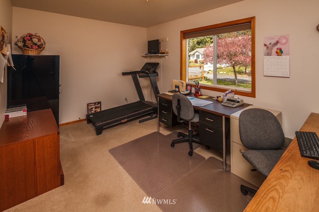 719 West Del Ray Road Lynden, WA 98264 - Photo 13 of 23