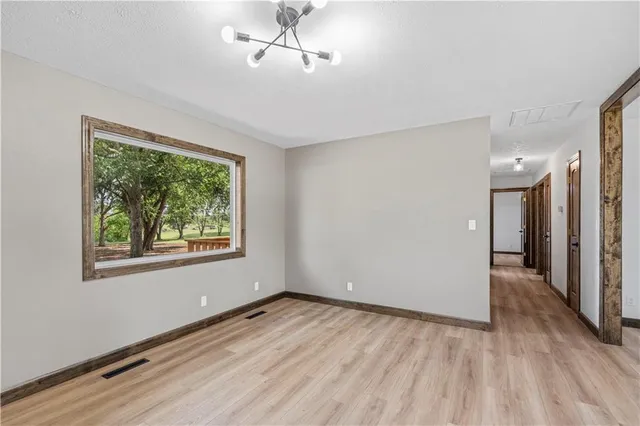 $253,000 | 13611 East Neosho Road, Nevada, MO 64772