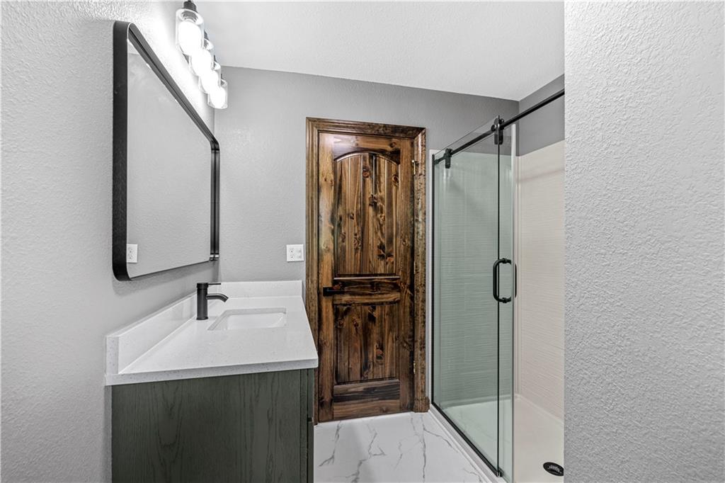 13611 East Neosho Road Nevada, MO 64772 - Photo 21 of 36