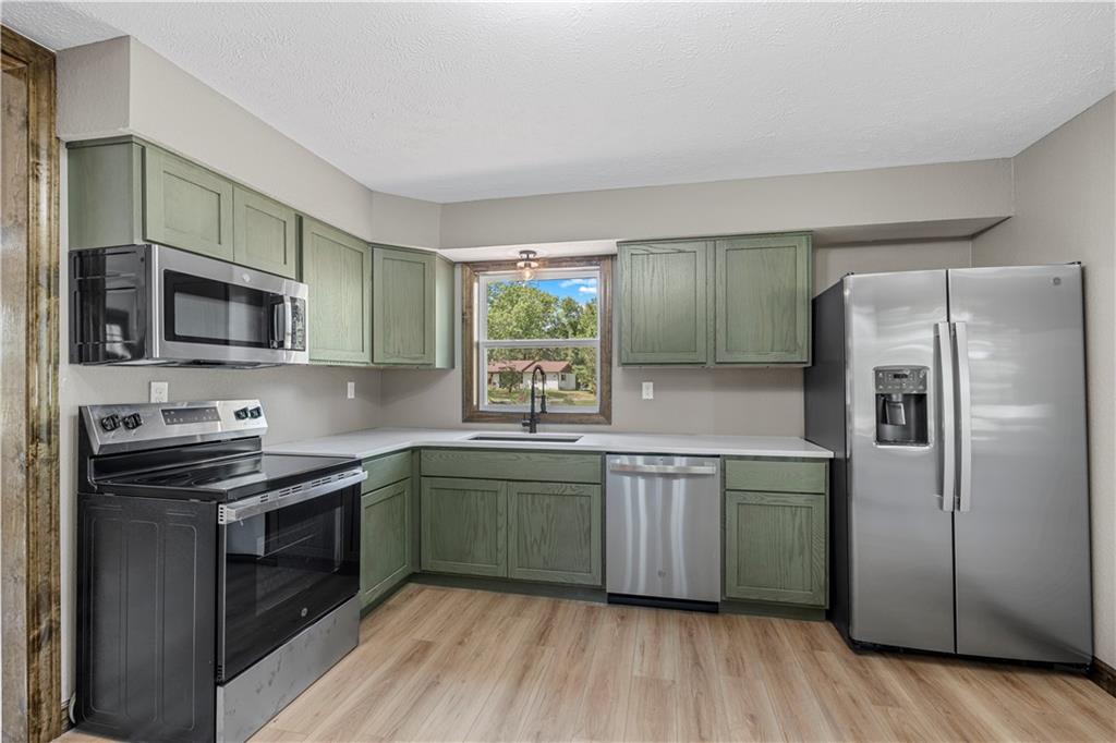 13611 East Neosho Road Nevada, MO 64772 - Photo 24 of 36