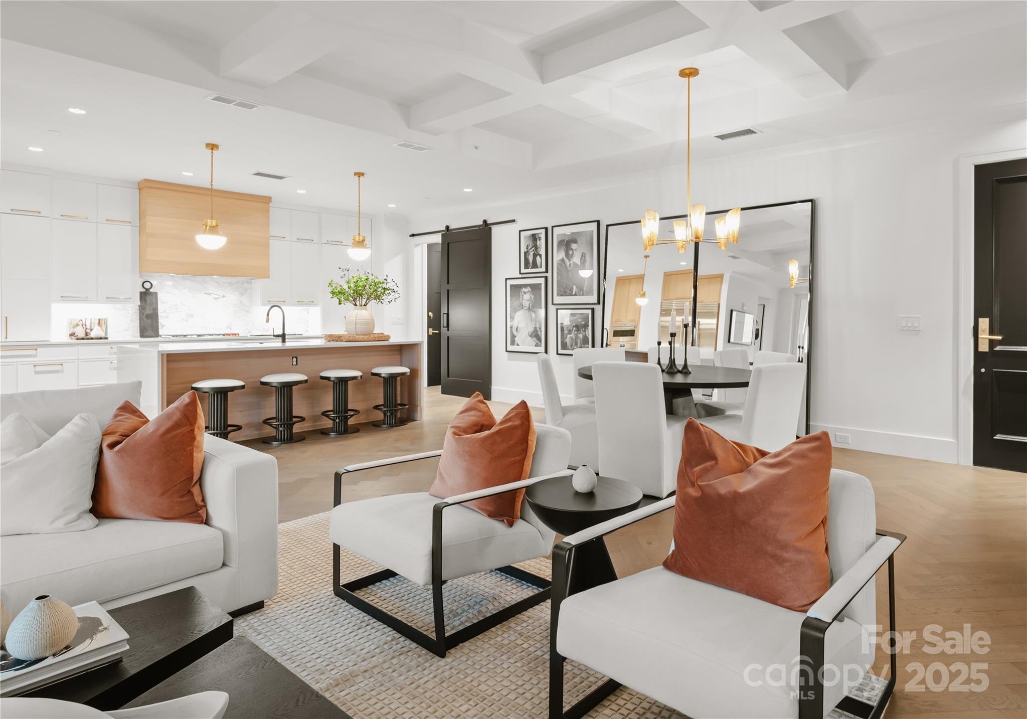 130 Cherokee Road, Unit 304 Charlotte, NC 28207 - Photo 22 of 31 Gallery Image 22