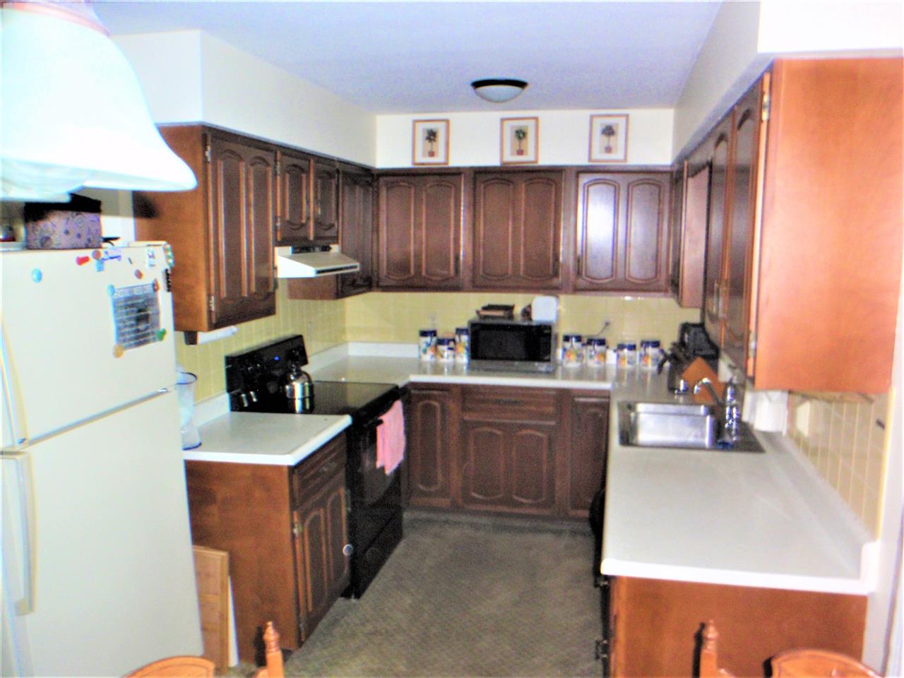 8557 North Creek Road Roscoe, IL 61073 - Photo 11 of 25 Gallery Image 11