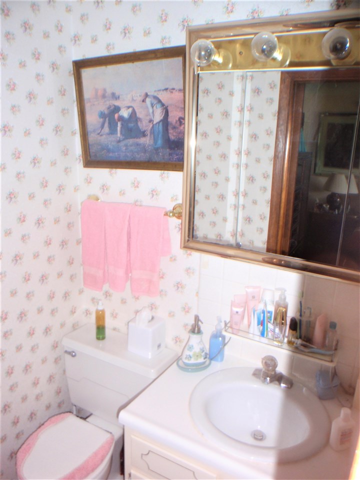 8557 North Creek Road Roscoe, IL 61073 - Photo 21 of 25 Gallery Image 21
