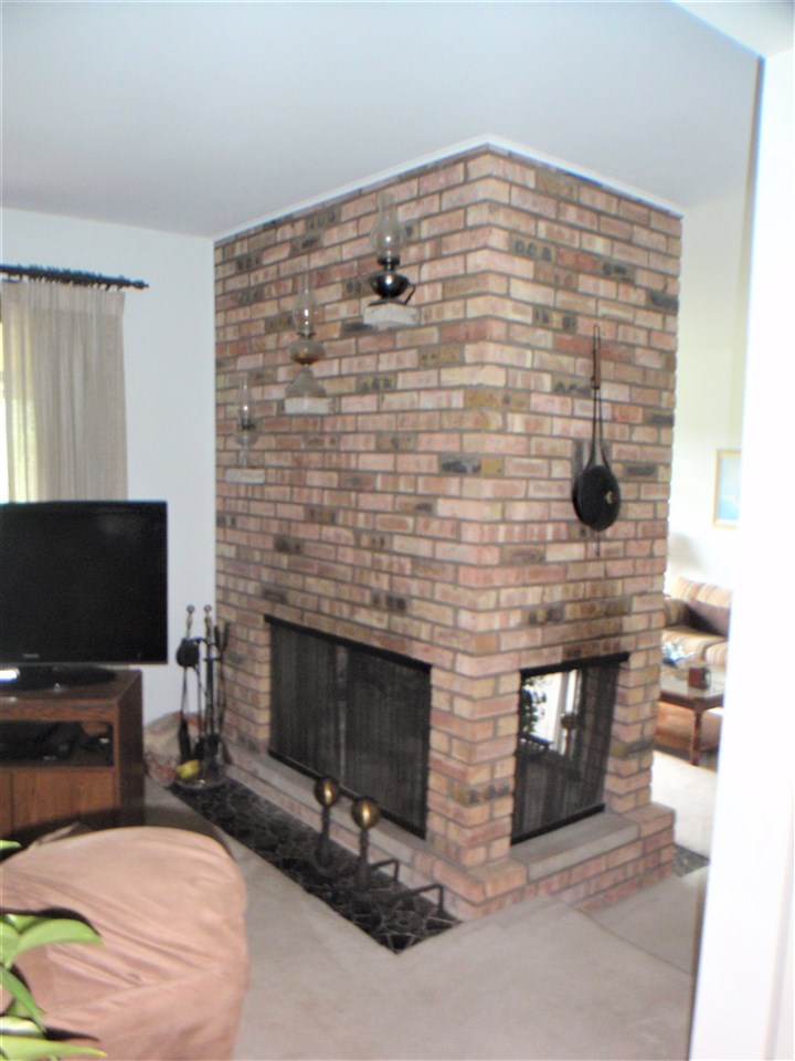 8557 North Creek Road Roscoe, IL 61073 - Photo 8 of 25 Gallery Image 8