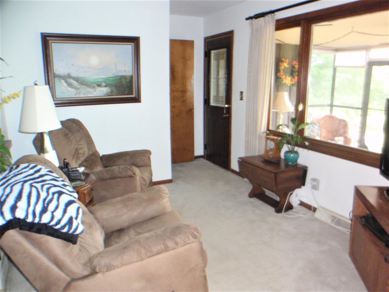 8557 North Creek Road Roscoe, IL 61073 - Photo 10 of 25 Gallery Image 10
