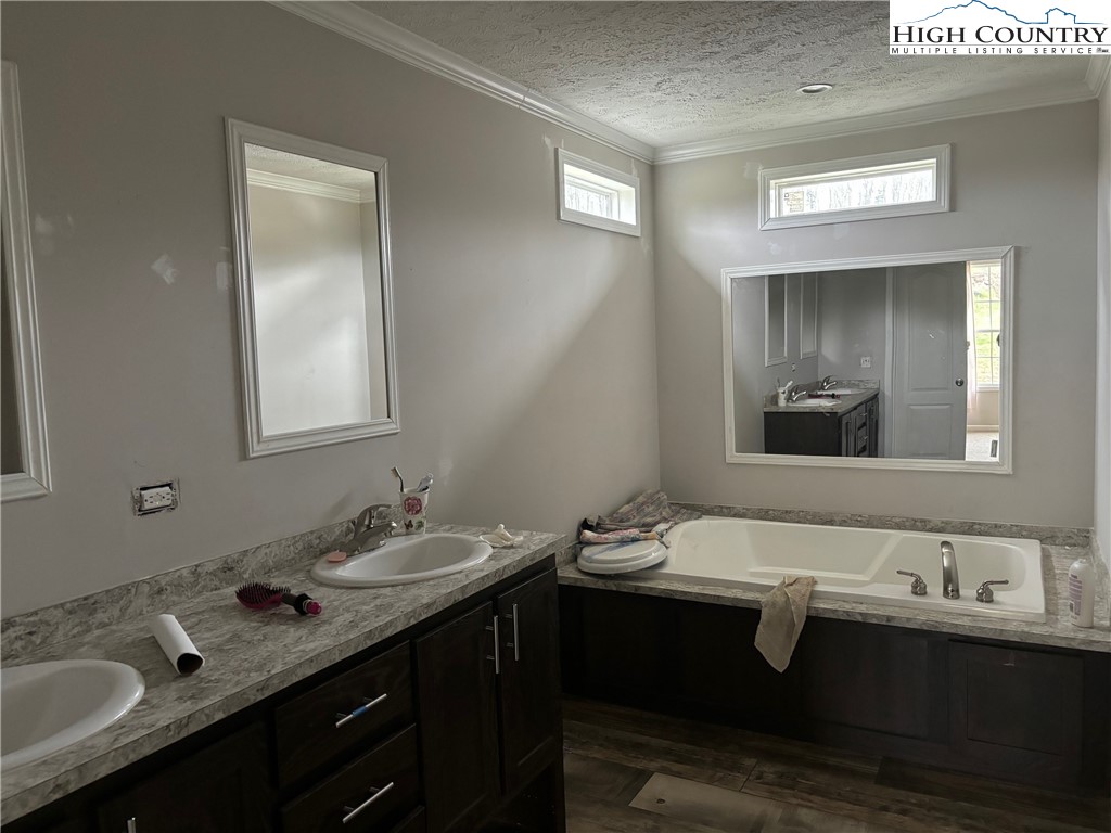 2015 Crab Creek Road Ennice, NC 28623 - Photo 16 of 19 Gallery Image 16