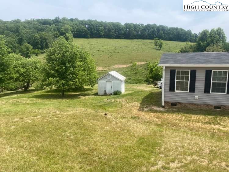 2015 Crab Creek Road Ennice, NC 28623 - Photo 4 of 19 Gallery Image 4