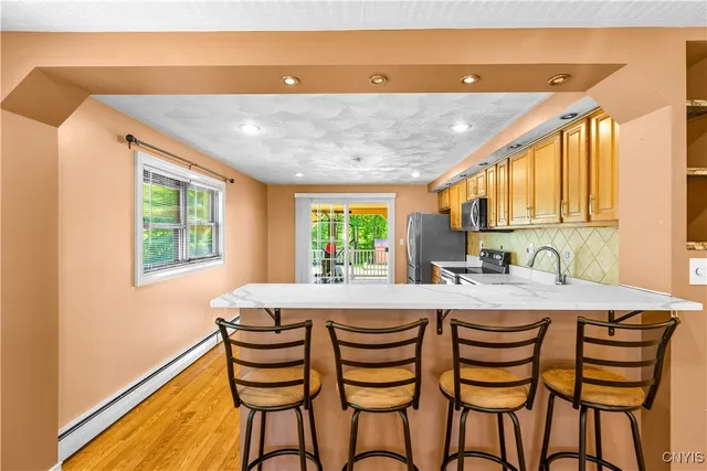 $575,000 | 10494 Miller Road, Deerfield, NY 13502