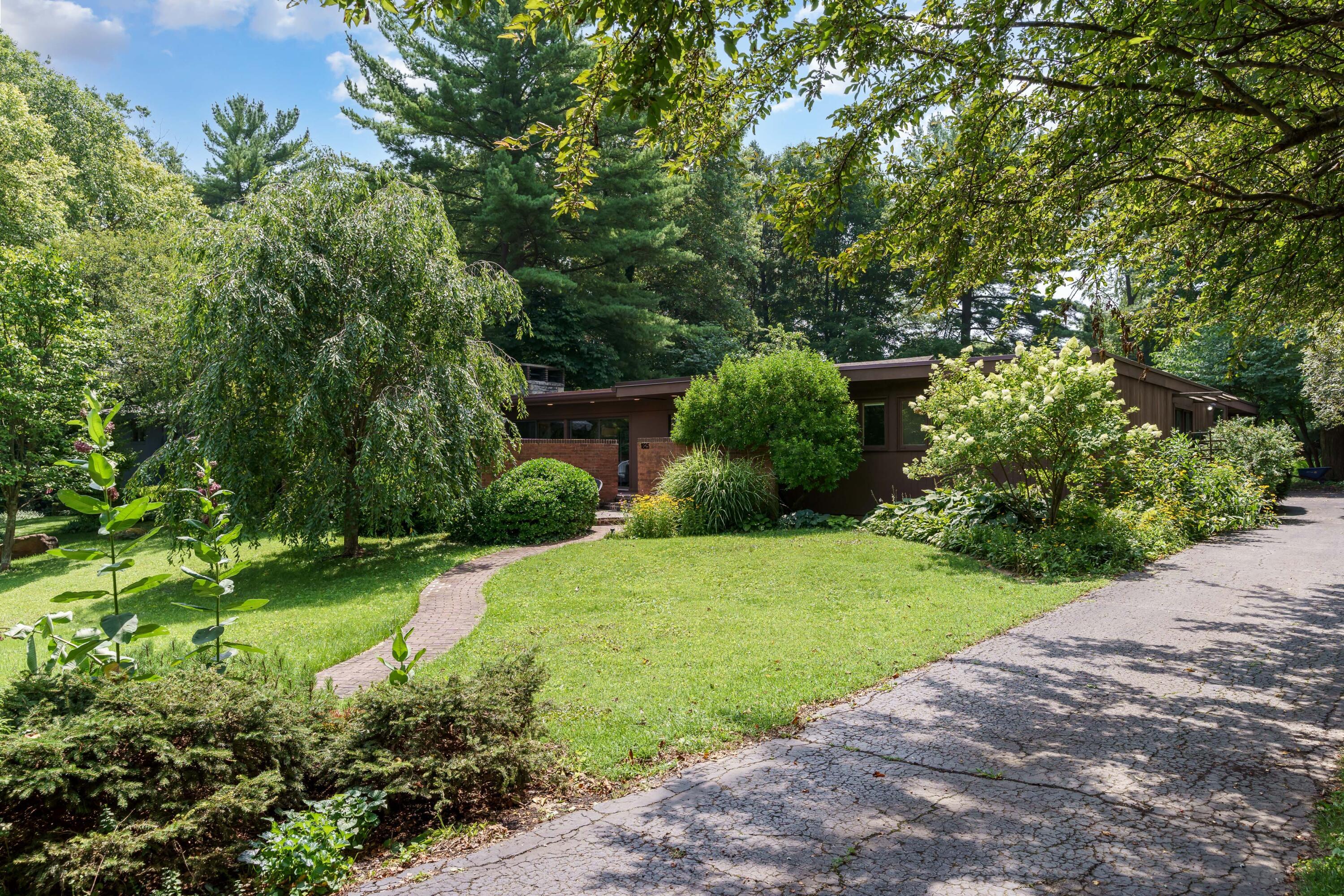 1825 Snouffer Road Columbus, OH 43085 - Photo 43 of 50 1825 Snouffer_MLS_44
