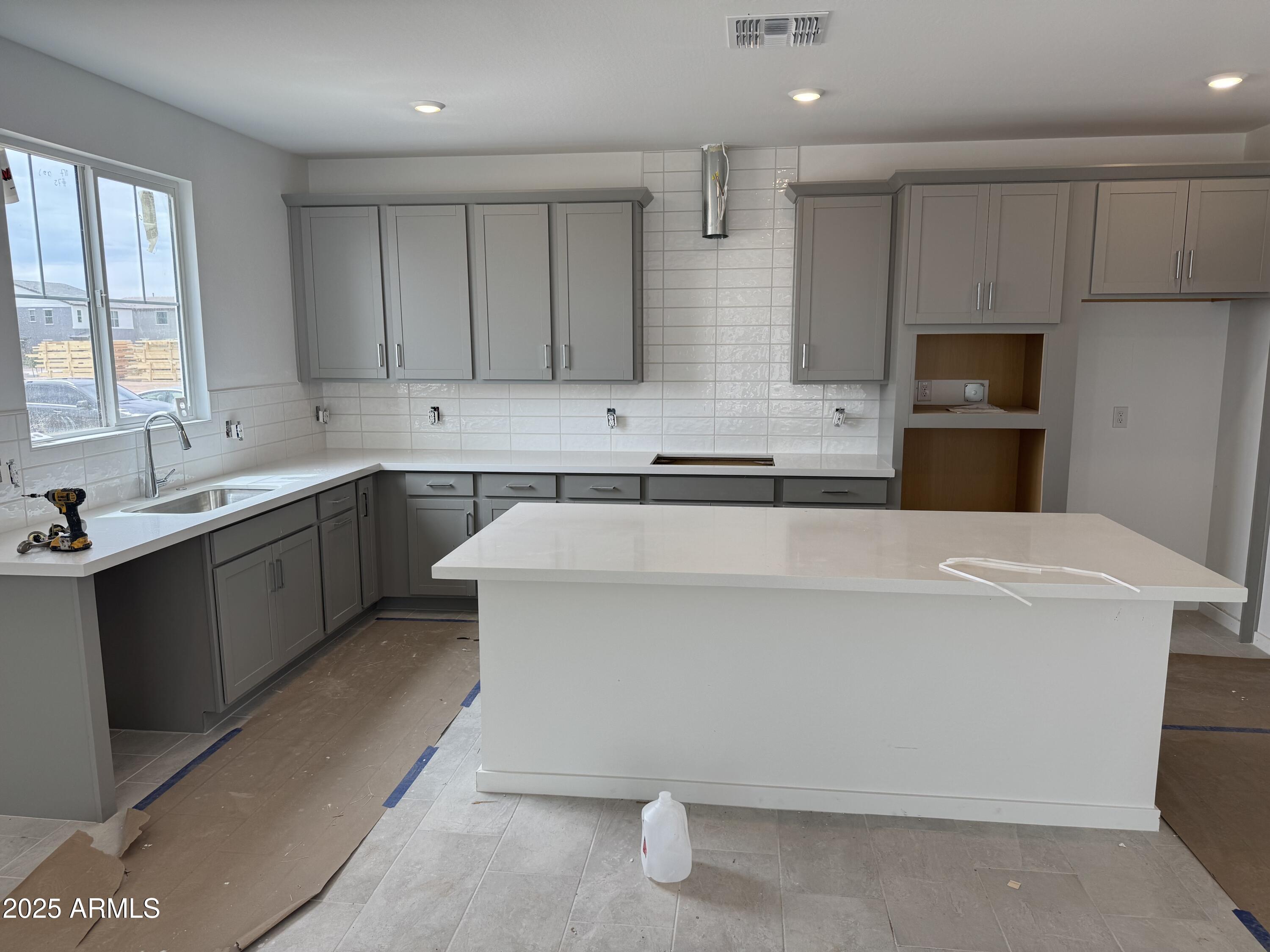 2461 West Rowel Road Phoenix, AZ 85085 - Photo 4 of 19 Kitchen