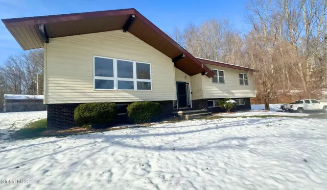 $450,000 | 315 Lower Cady Road, Chatham, NY 12136