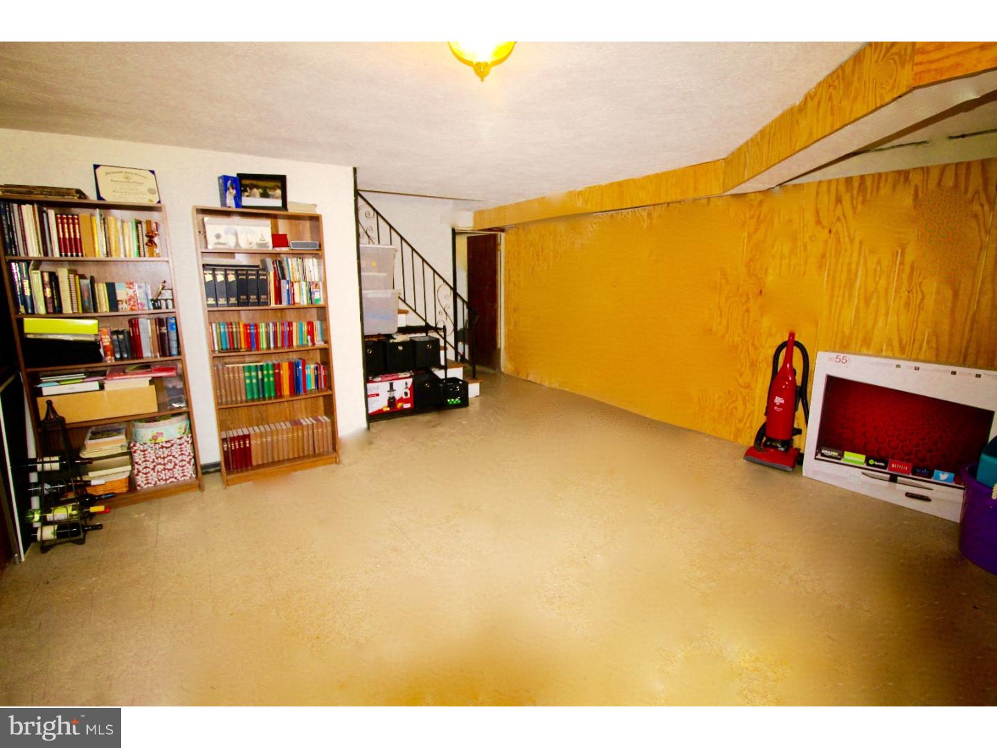 1306 Powell Road Brookhaven, PA 19015 - Photo 17 of 21