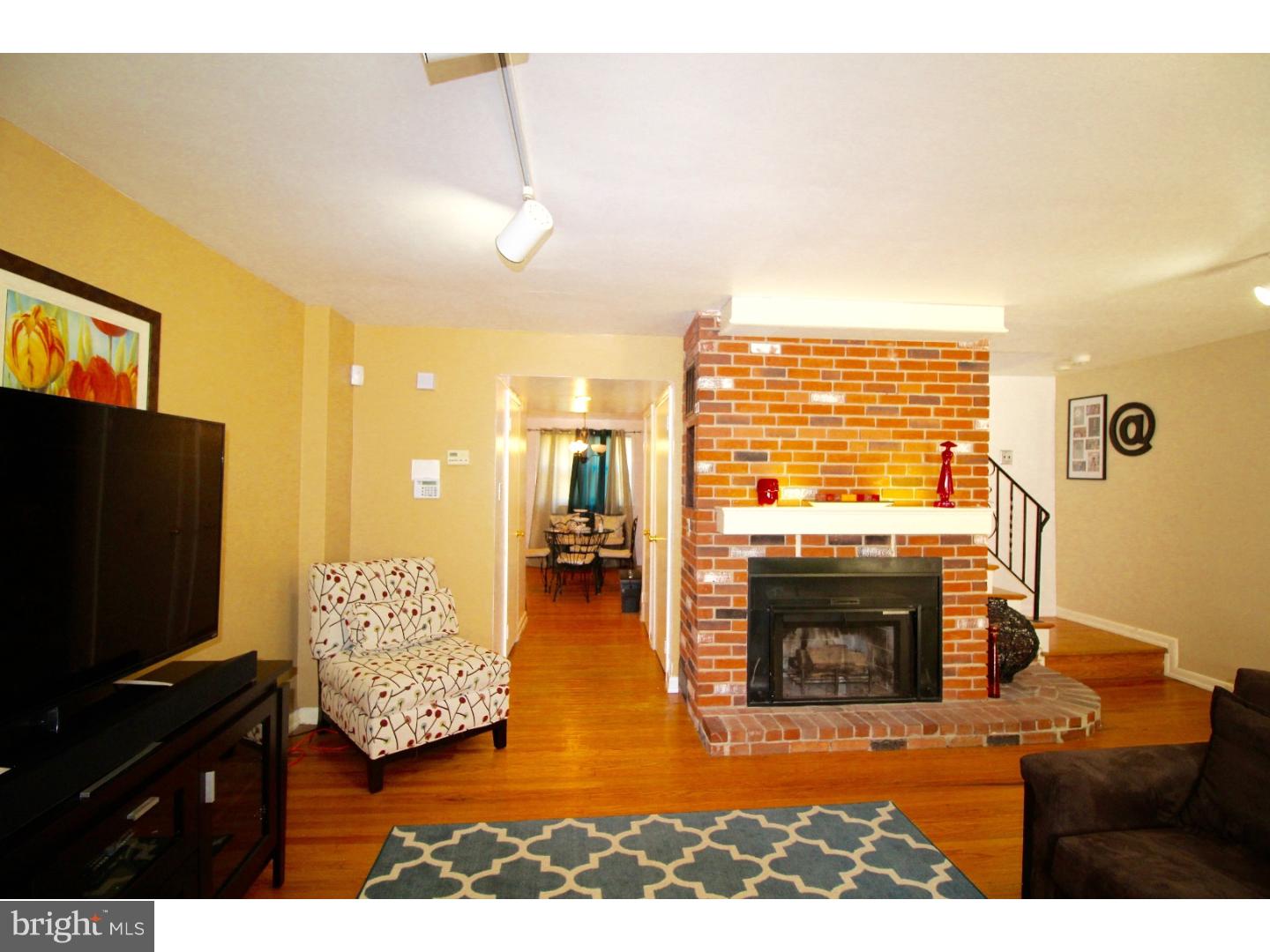 1306 Powell Road Brookhaven, PA 19015 - Photo 4 of 21