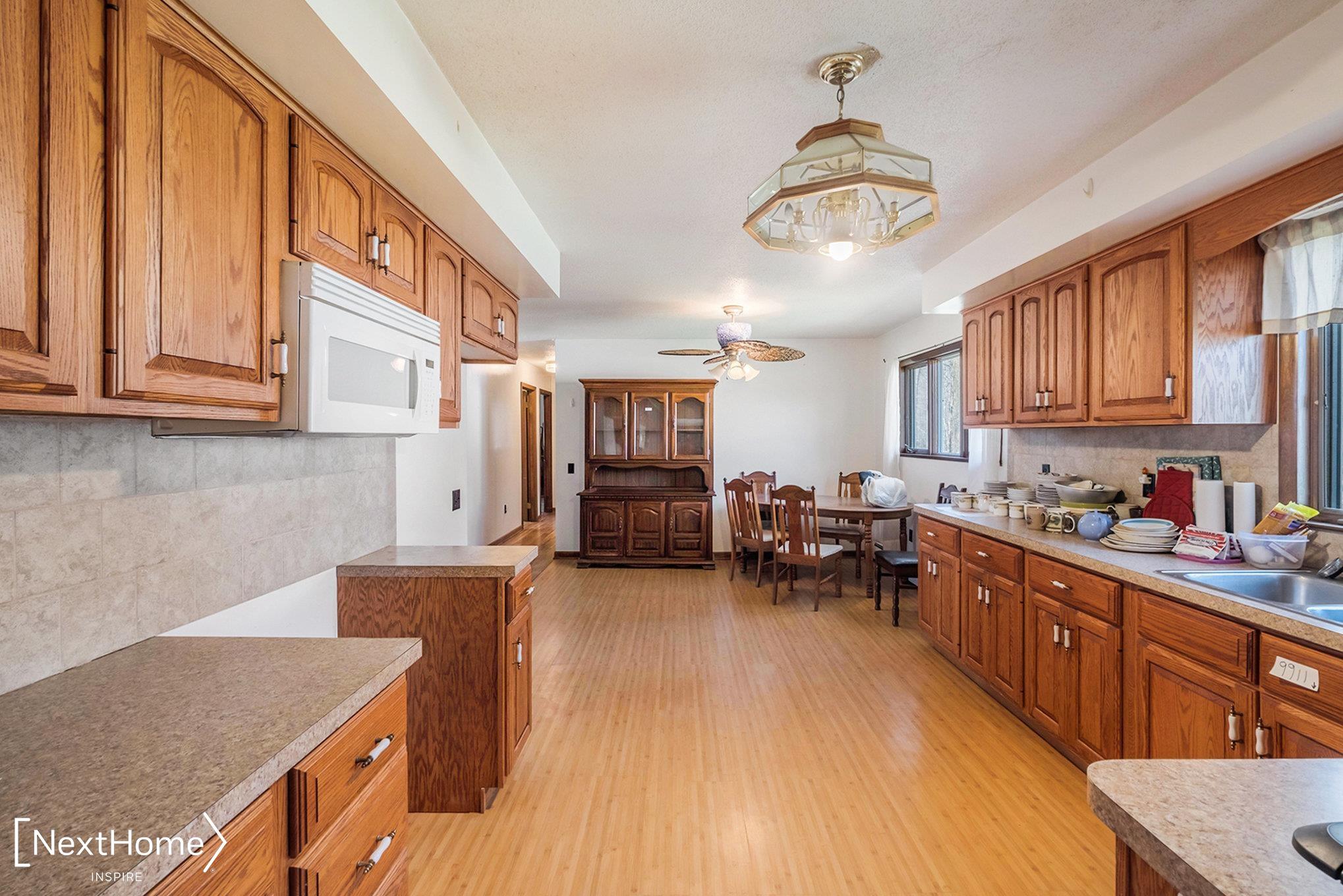 11655 Maple Road Birch Run, MI 48415 - Photo 17 of 40 50139664-7905e805-12b0-4f8f-8b02-e44c9bb254be.JPG
