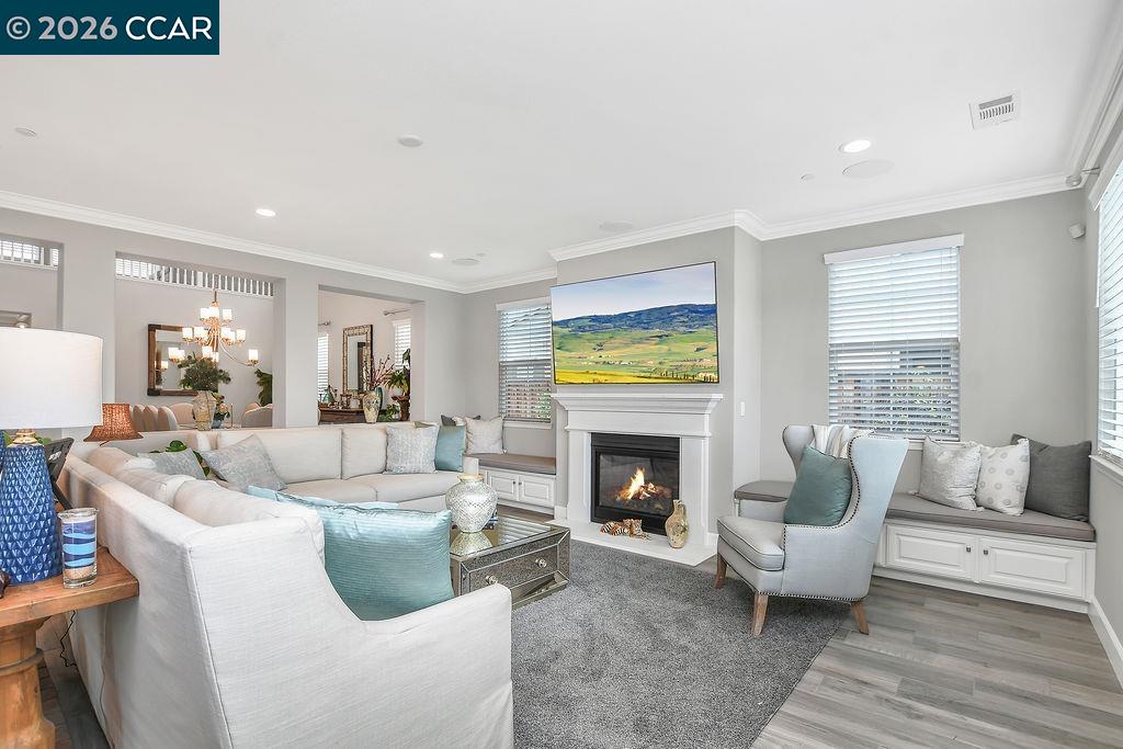 5449 Mountain Rdg Way Antioch, CA 94531 - Photo 11 of 43