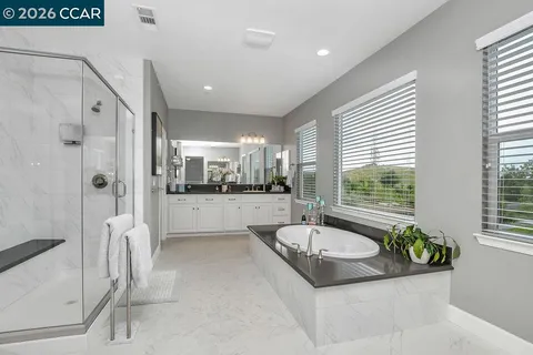 $1,050,000 | 5449 Mountain Rdg Way, Antioch, CA 94531