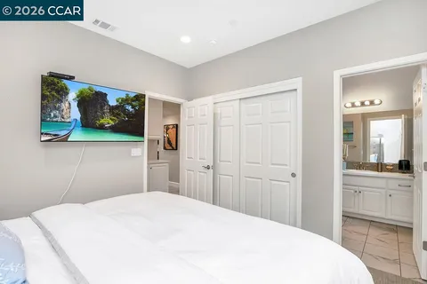 $1,050,000 | 5449 Mountain Rdg Way, Antioch, CA 94531