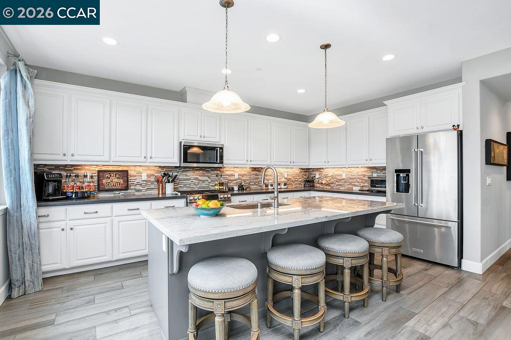 5449 Mountain Rdg Way Antioch, CA 94531 - Photo 6 of 43