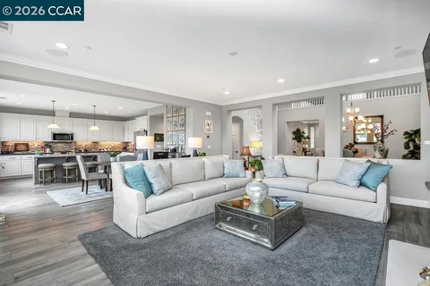 $1,050,000 | 5449 Mountain Rdg Way, Antioch, CA 94531