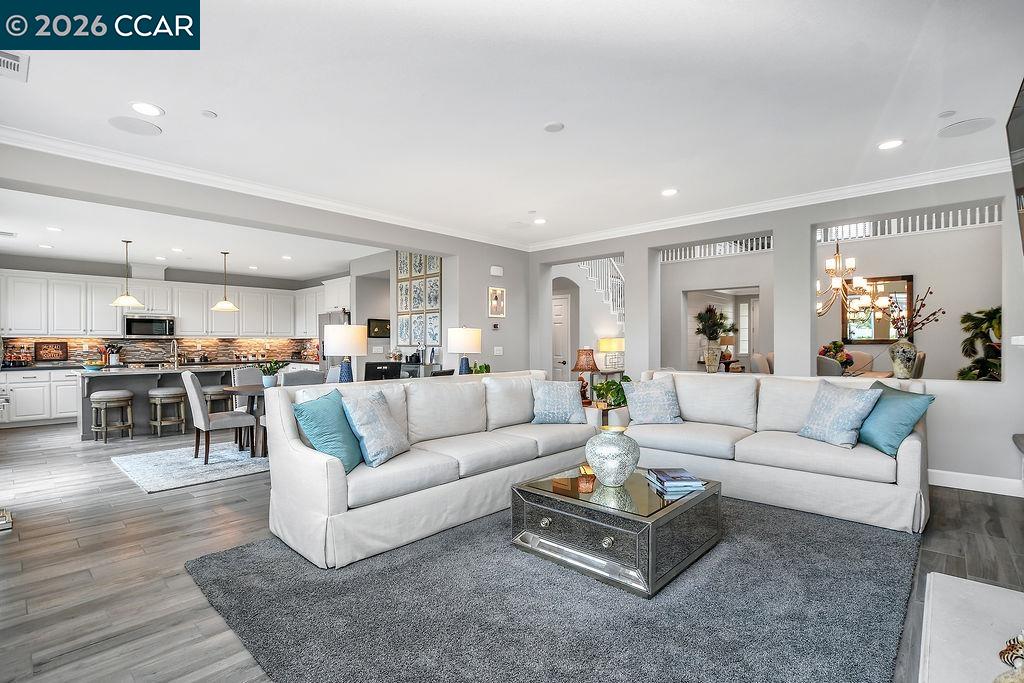 5449 Mountain Rdg Way Antioch, CA 94531 - Photo 10 of 43