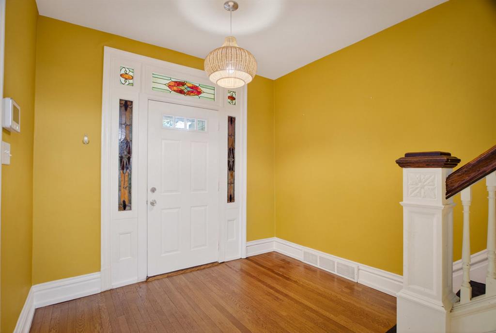2017 Delaware Avenue Pittsburgh, PA 15218 - Photo 4 of 50