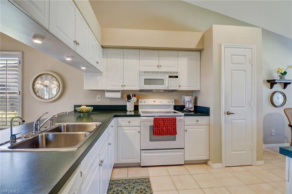 391 Kings Way Naples, FL 34104 - Photo 3 of 25 Gallery Image 3