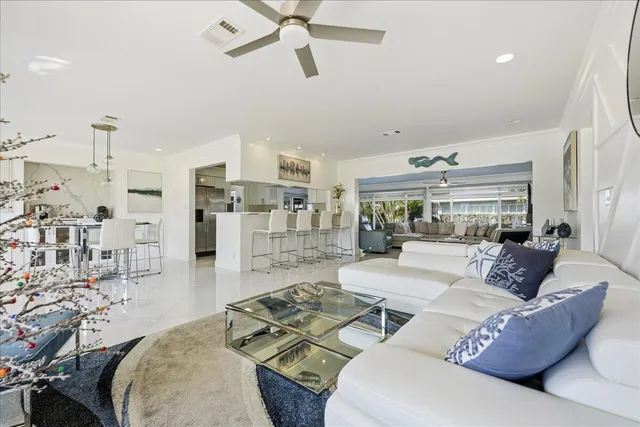 $829,000 | 1431 South Ocean Boulevard, Unit 55, Lauderdale-by-the-Sea, FL 33062