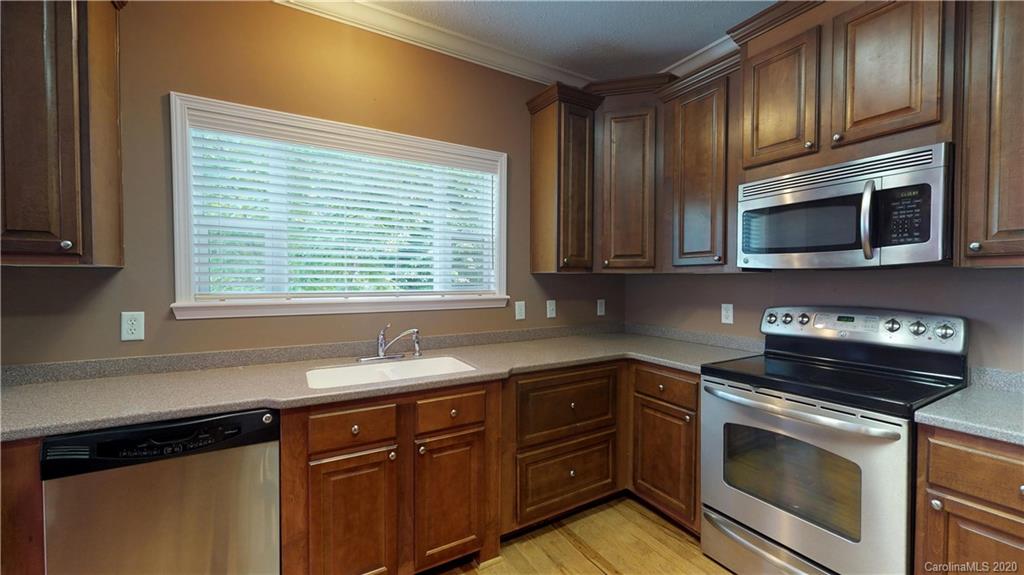 3355 Laurel Valley Road Mars Hill, NC 28754 - Photo 8 of 15 Gallery Image 8