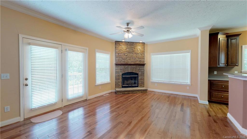3355 Laurel Valley Road Mars Hill, NC 28754 - Photo 9 of 15 Gallery Image 9