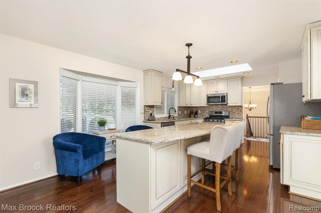 449 Ridgewood Road Rochester, MI 48306 - Photo 16 of 40