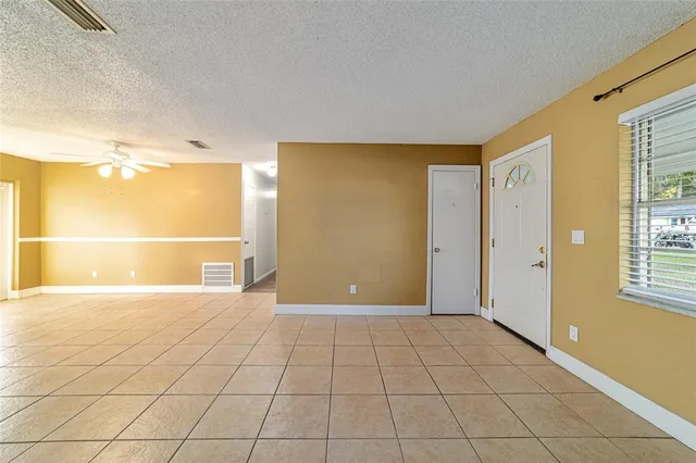 $1,800 | 3342 Southeast 12th Street, Ocala, FL 34471