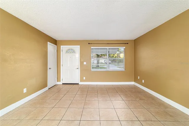 $1,800 | 3342 Southeast 12th Street, Ocala, FL 34471