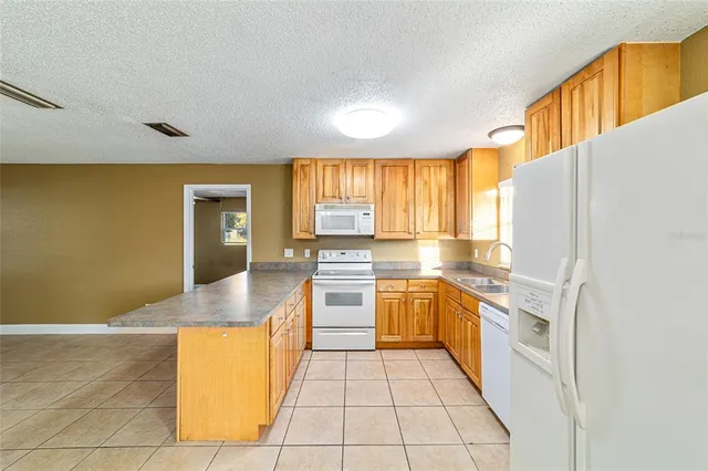 $1,800 | 3342 Southeast 12th Street, Ocala, FL 34471