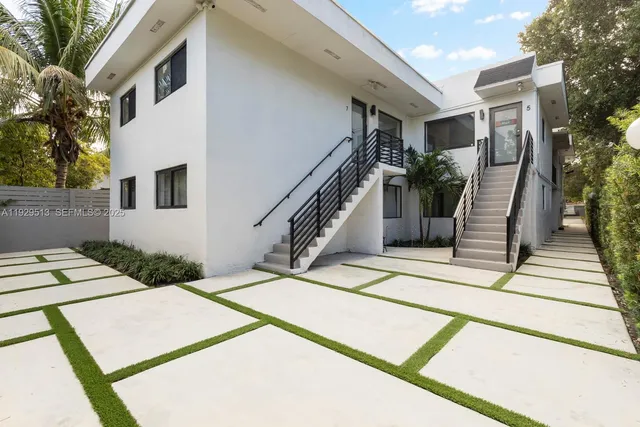 a view of an outdoor space kitchen