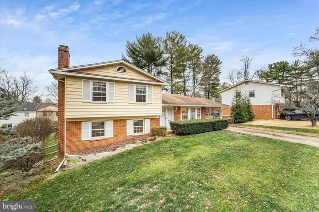 $760,000 | 3209 Armory Court, Fairfax, VA 22030