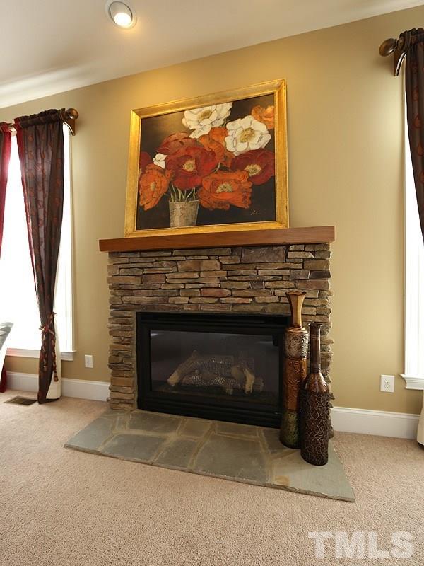 11558 Auldbury Way Raleigh, NC 27617 - Photo 8 of 25 Gallery Image 8