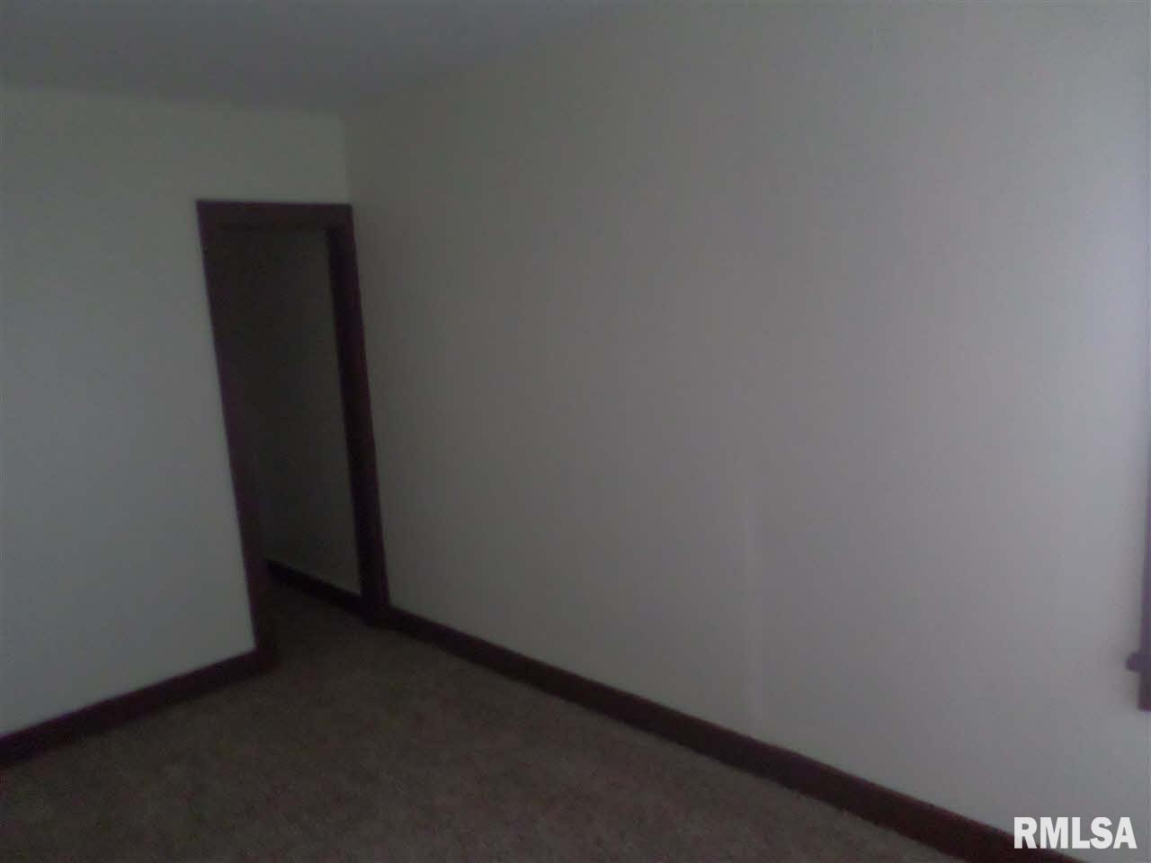21 South Mitchell Street Preston, IA 52069 - Photo 5 of 14 Gallery Image 5